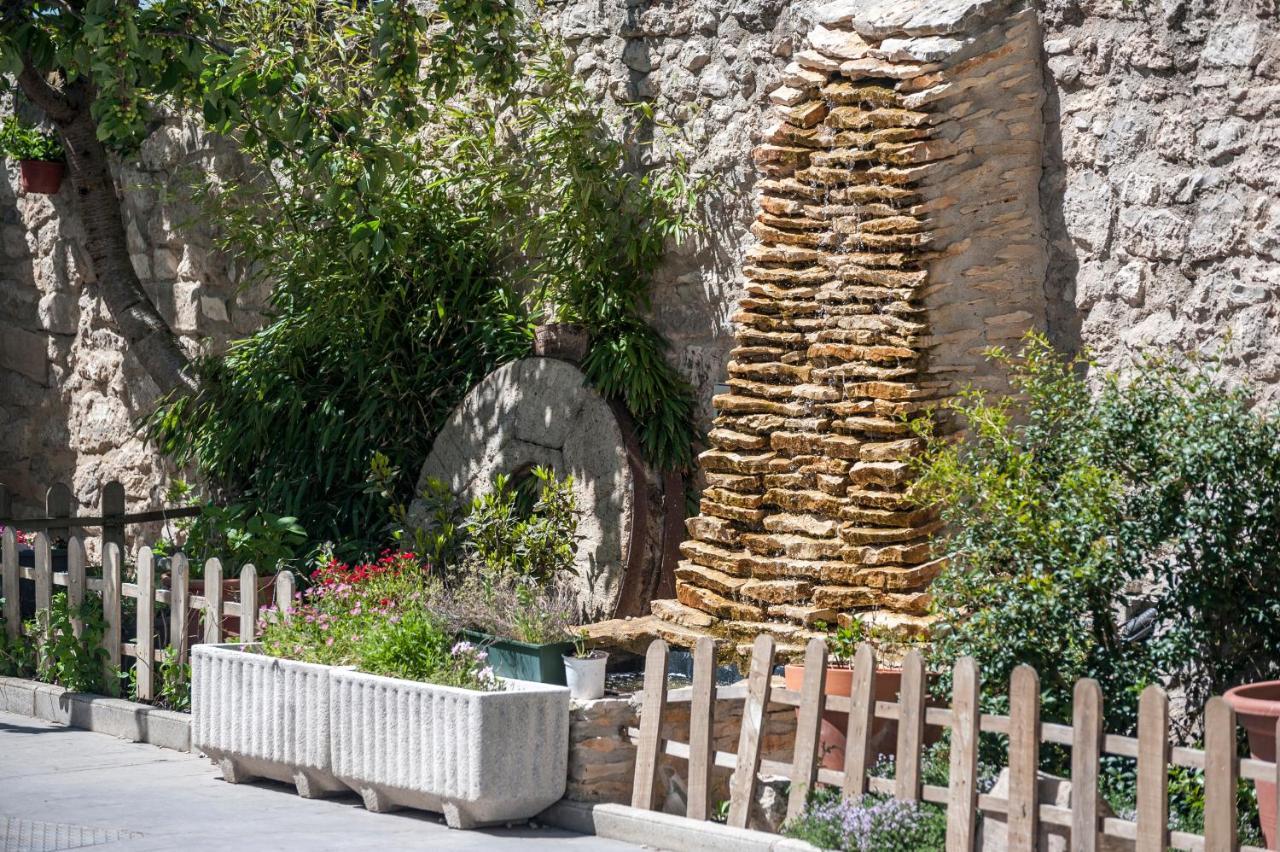 Albergue turístico La Fábrica Tardajos Exterior foto